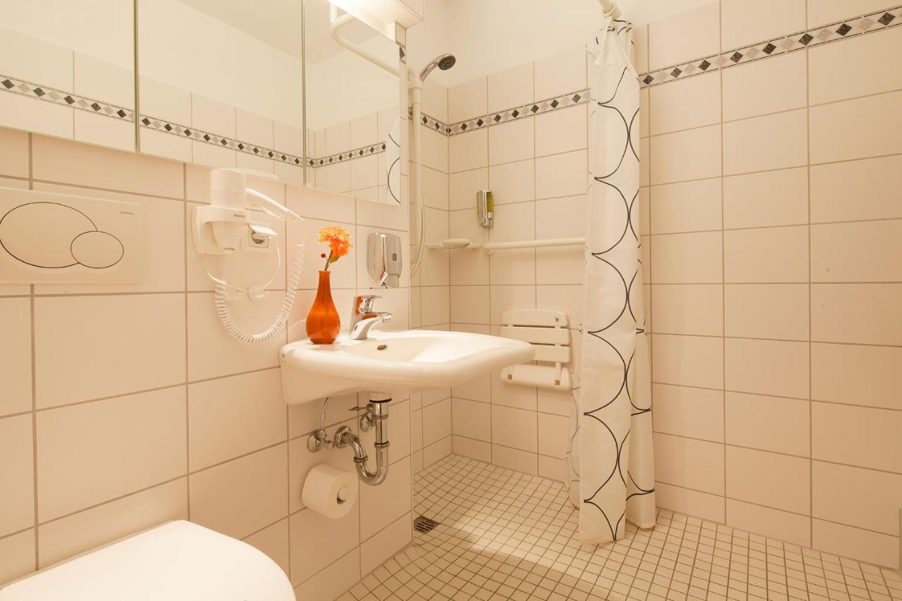 Gda Hotel Hildastift Am Kurpark Wiesbaden Ngoại thất bức ảnh